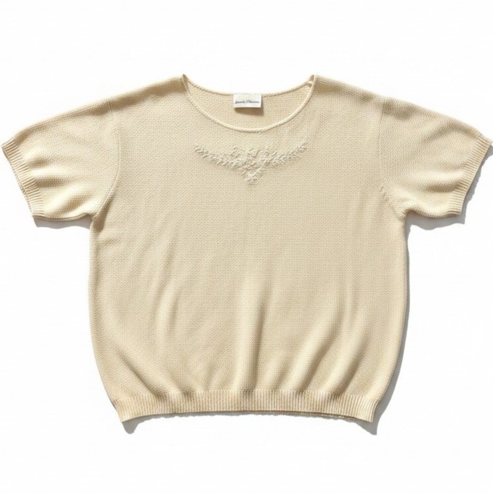 Jaclyn Smith Vintage‎ Cream Knit Short Sleeve Embroidered Sweater, Women's Small